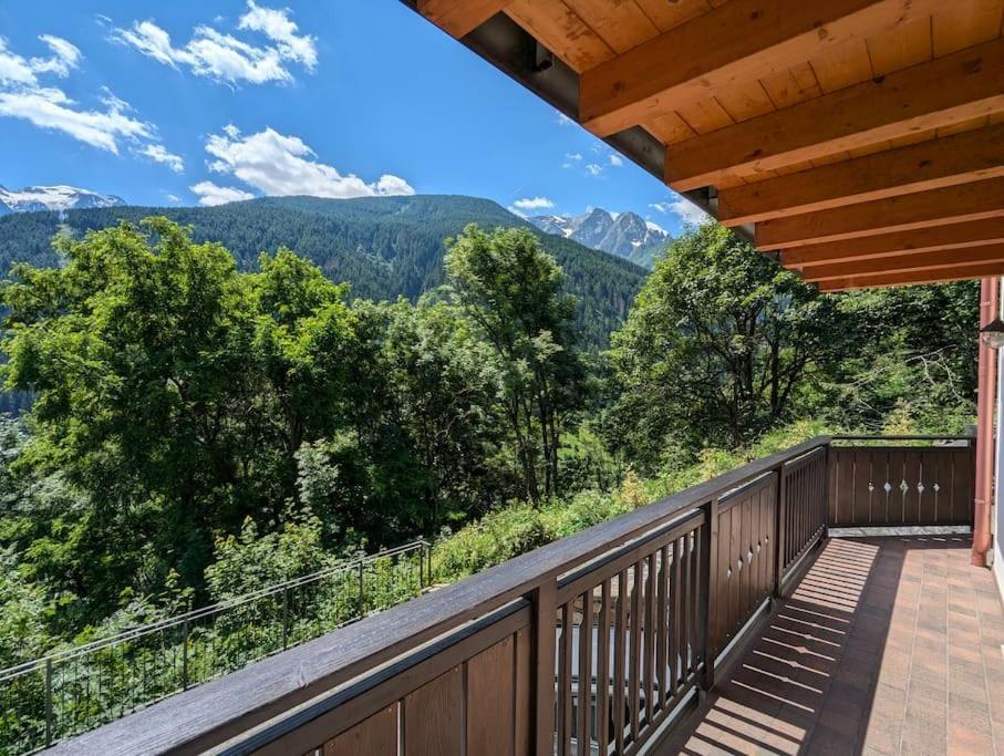 Residence Gardenia Con Terrazza 40Mq Privata & Garage Privato Vione Dış mekan fotoğraf
